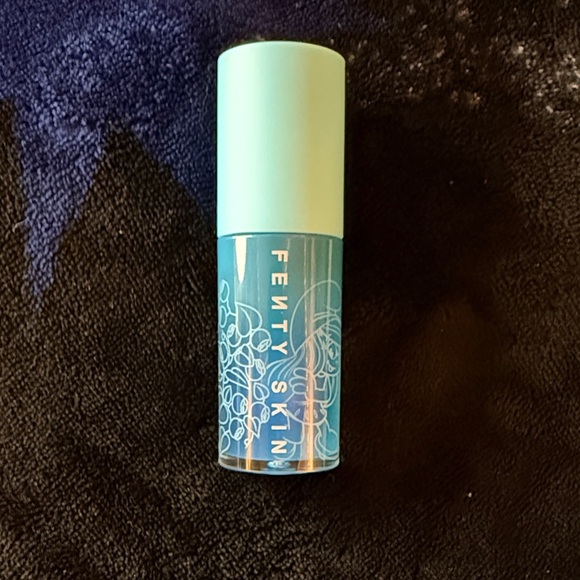 Fenty Beauty Other - Fenty Treatz Hydrating + Strengthening Lip Oil - Smurfberry